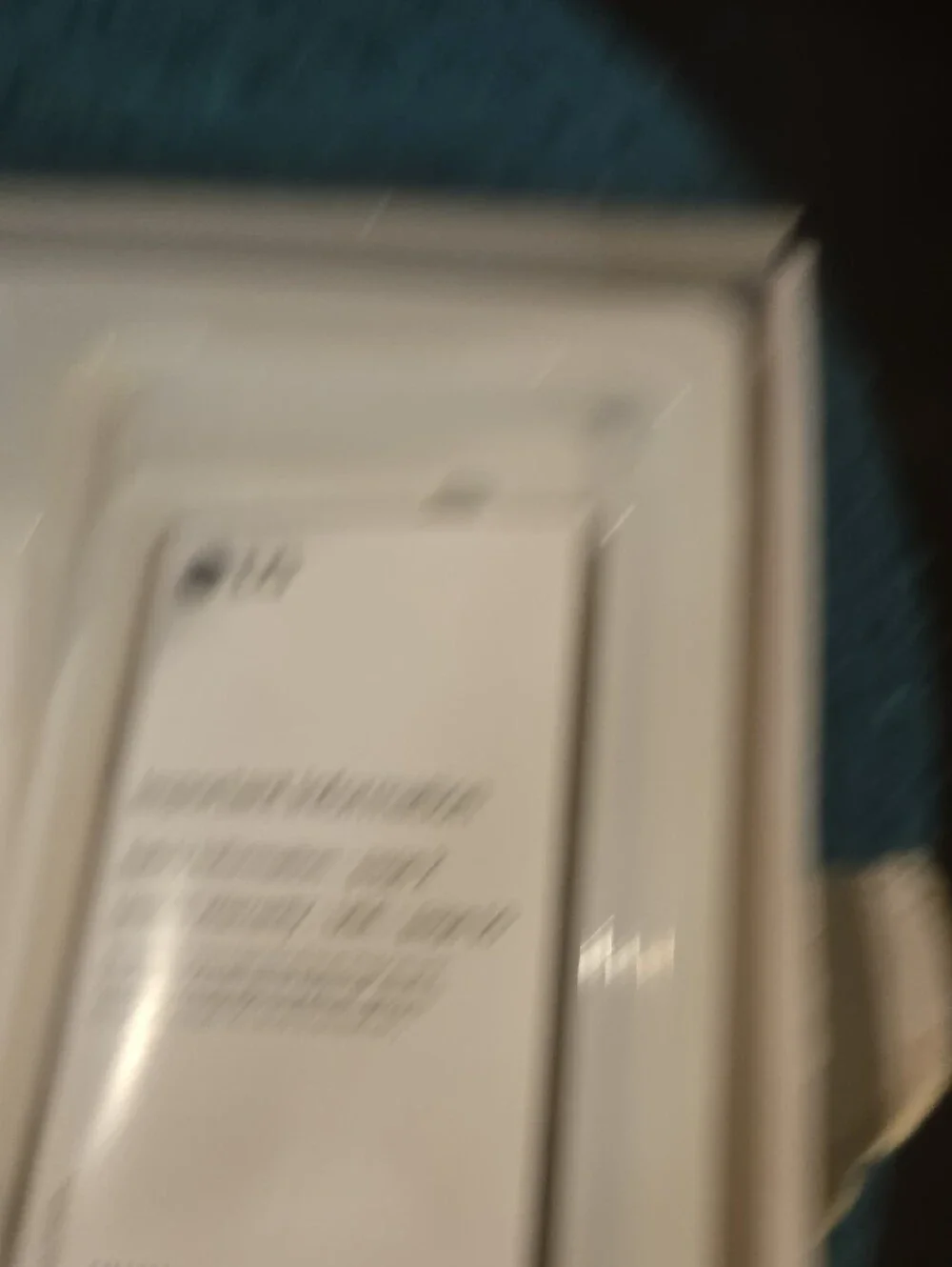 LG Tribute Empire White Retail Box With LG CELL PHONE